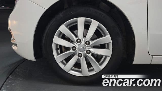 Kia K3 Trendy, 2013 все фото