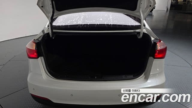 Kia K3 Trendy, 2013 20