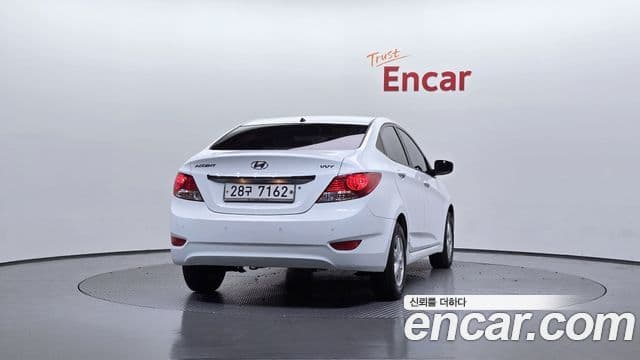 Hyundai Accent(новый кузов / новое поколение) Premier, 2012 4