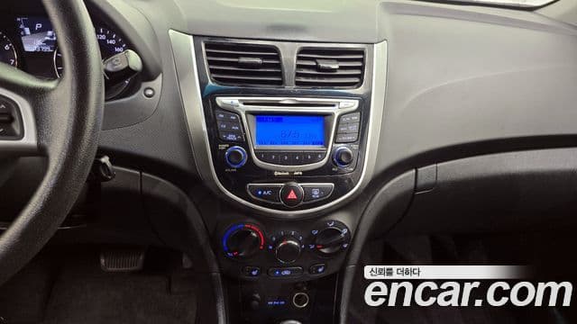 Hyundai Accent(новый кузов / новое поколение) Premier, 2012 15