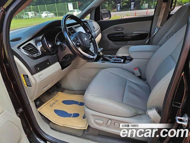 Kia The / новый New Carnival Prestige, 2019 10