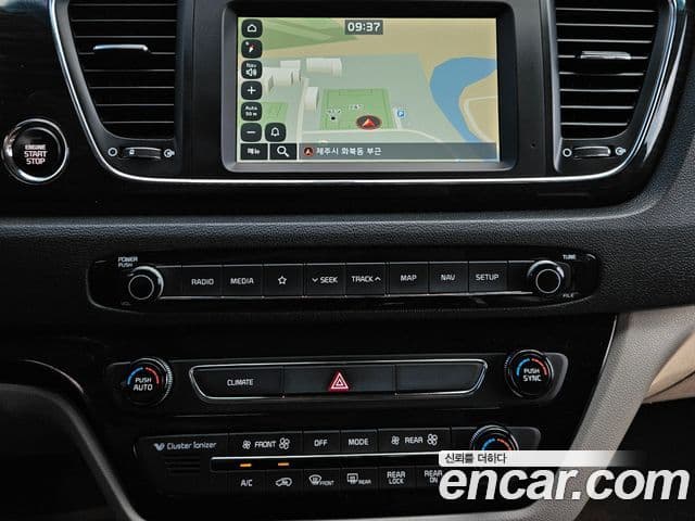 Kia The / новый New Carnival Prestige, 2019 13