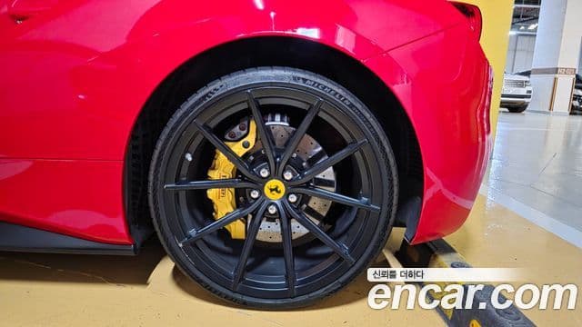 Ferrari 488 스파이더, 2017 все фото