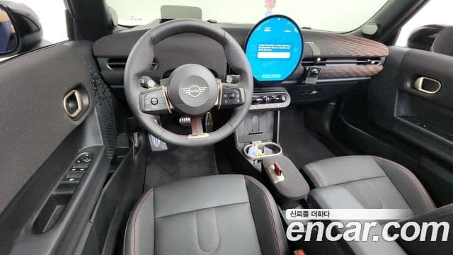 Mini Cooper S кабриолет 4세대 JCW, 2025 7