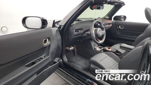 Mini Cooper S кабриолет 4세대 JCW, 2025 10