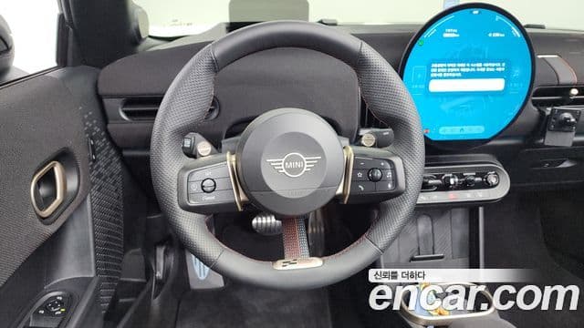 Mini Cooper S кабриолет 4세대 JCW, 2025 13