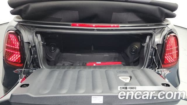 Mini Cooper S кабриолет 4세대 JCW, 2025 20