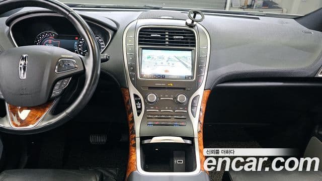 Lincoln MKX 2세대, 2017 19