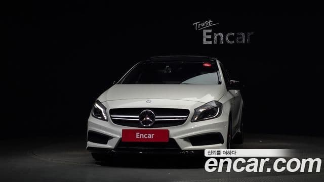 Mercedes-Benz A-класс W176 A45 AMG 4MATIC, 2015 3