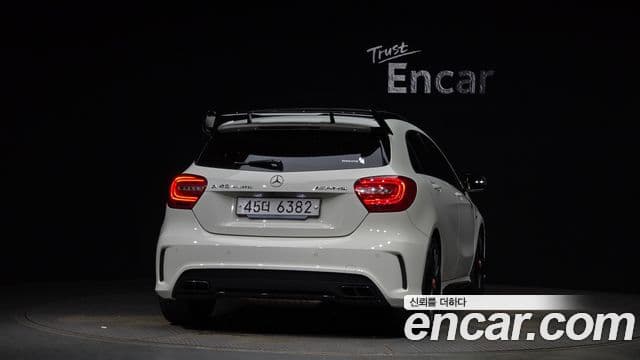 Mercedes-Benz A-класс W176 A45 AMG 4MATIC, 2015 4