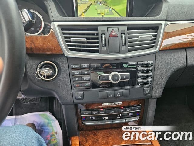 Mercedes-Benz E-класс W212 E300 Elegance, 2012 11