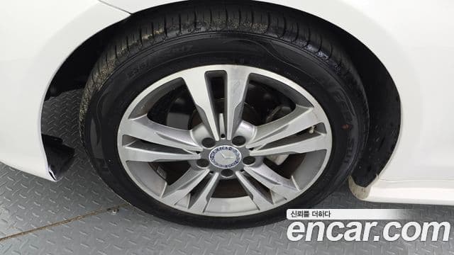 Mercedes-Benz E-класс W212 E200 купе, 2014 все фото