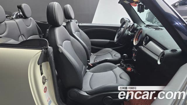 Mini Cooper кабриолет 2세대, 2015 10