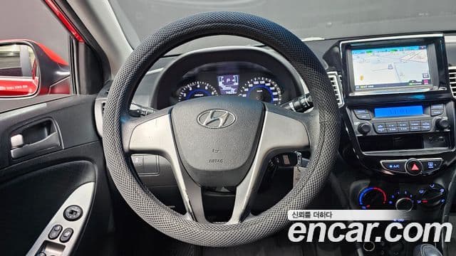 Hyundai Accent(новый кузов / новое поколение) 1.4 VVT Smart, 2016 14