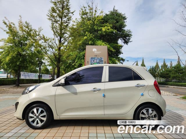 Kia All New Morning Deluxe Trendy, 2015 7