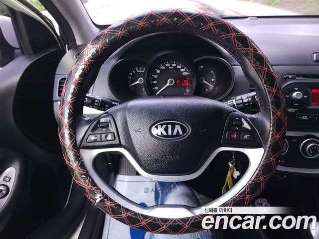 Kia All New Morning Deluxe Trendy, 2015 14