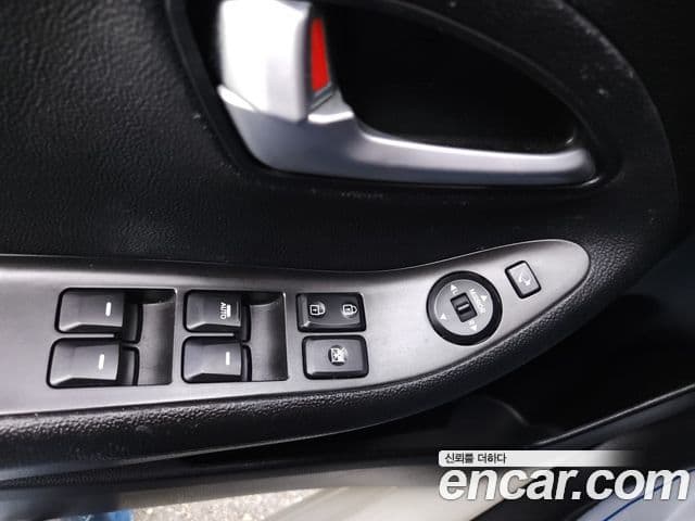 Kia All New Morning Deluxe Trendy, 2015 18