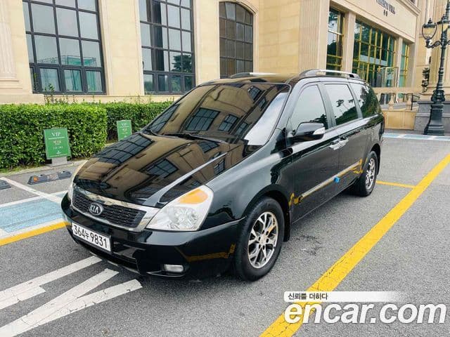 Kia Carnival R люксовая версия, 2013 1