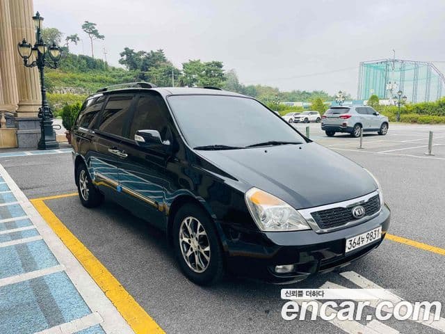 Kia Carnival R люксовая версия, 2013 3