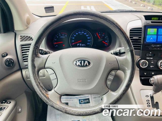 Kia Carnival R люксовая версия, 2013 16