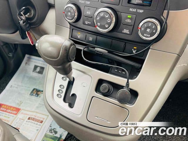 Kia Carnival R люксовая версия, 2013 18