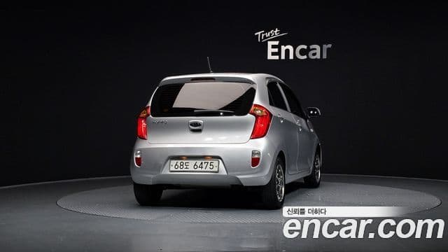 Kia All New Morning Deluxe, 2012 4