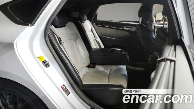 Genesis G80 Sport, 2017 12