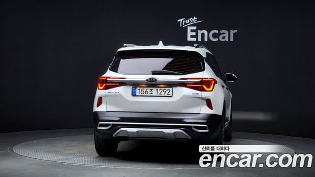 Kia Seltos Signature, 2022 4