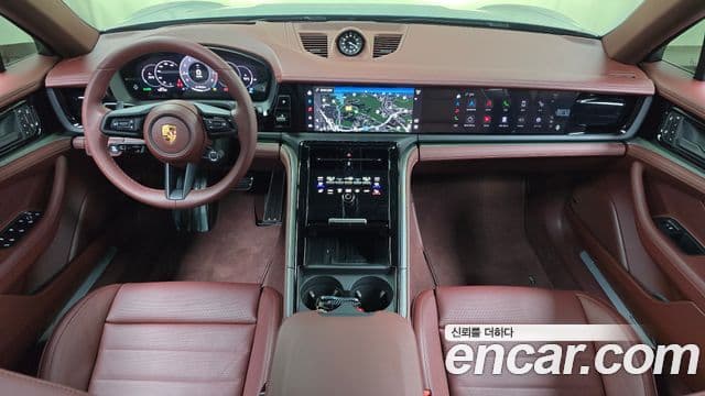 Porsche Panamera (976), 2025 7