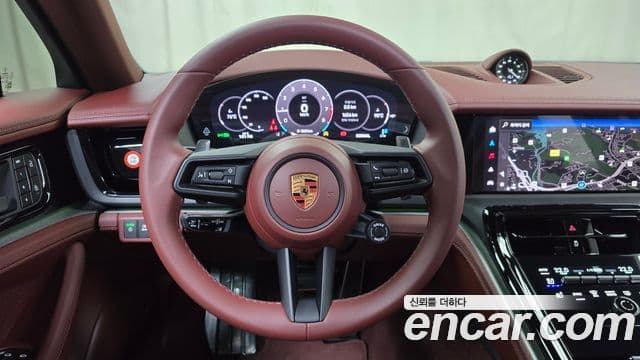 Porsche Panamera (976), 2025 13