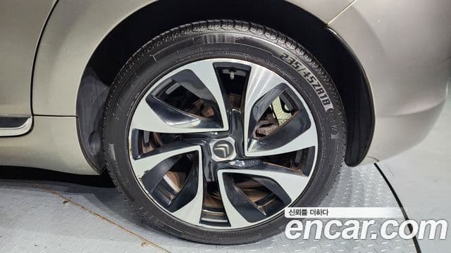 Ситроен / DS DS5 1세대, 2015 все фото