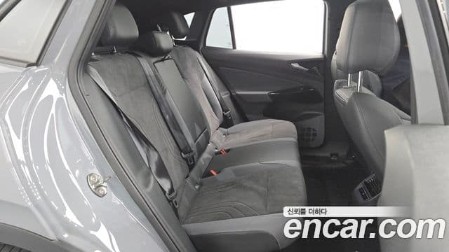 Volkswagen ID.4 Pro, 2025 12