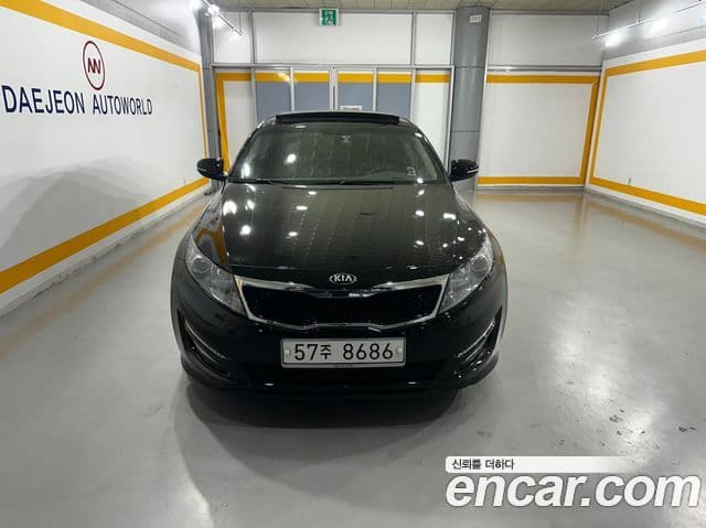 Kia K5 Prestige, 2011 1