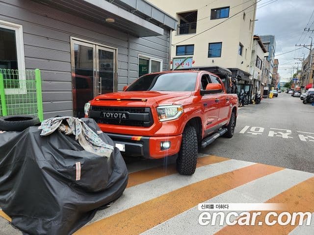 Toyota 툰드라, 2015 1