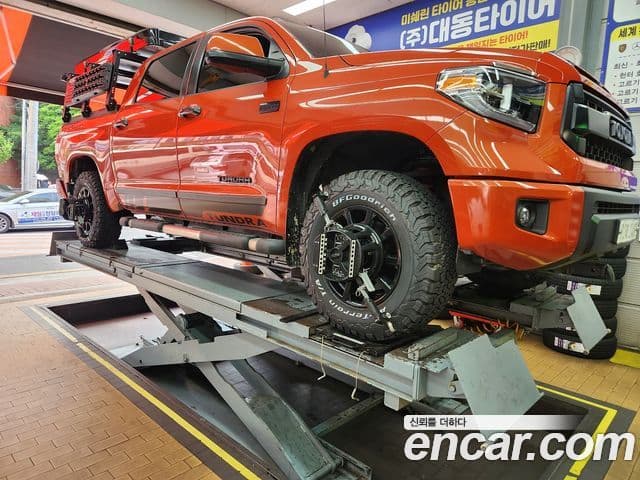 Toyota 툰드라, 2015 9