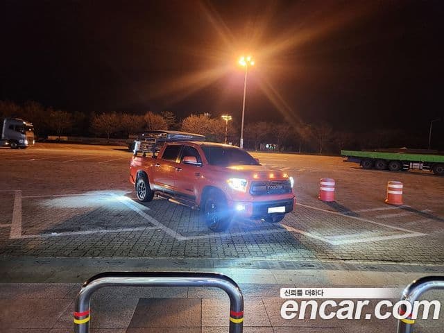 Toyota 툰드라, 2015 11