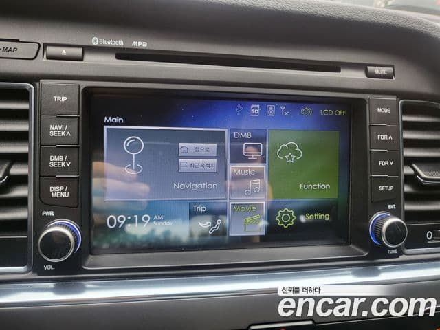 Hyundai LF Sonata Premium, 2016 11