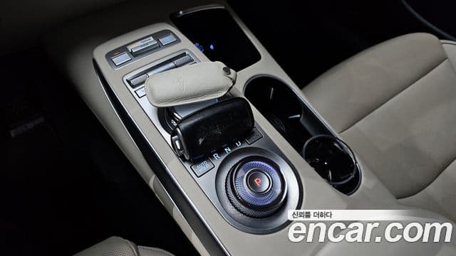 Genesis GV70, 2024 9