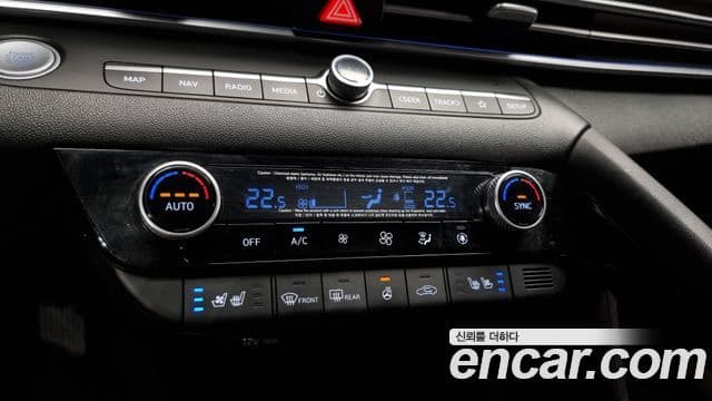 Hyundai Avante (CN7) Inspiration, 2021 17