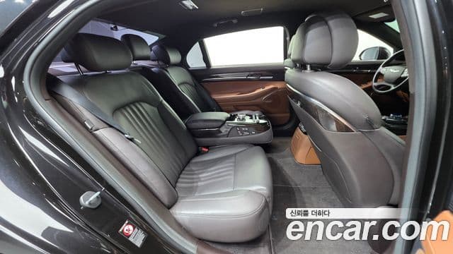 Genesis G90 Luxury, 2019 19