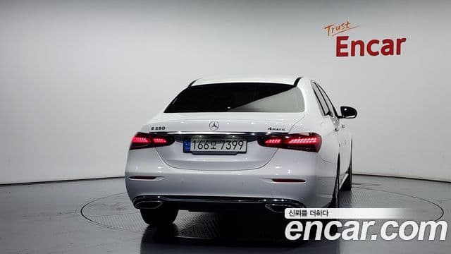 Mercedes-Benz E-класс W213 Avantgarde, 2021 4