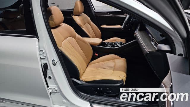 Kia K5 3세대 Signature, 2023 10