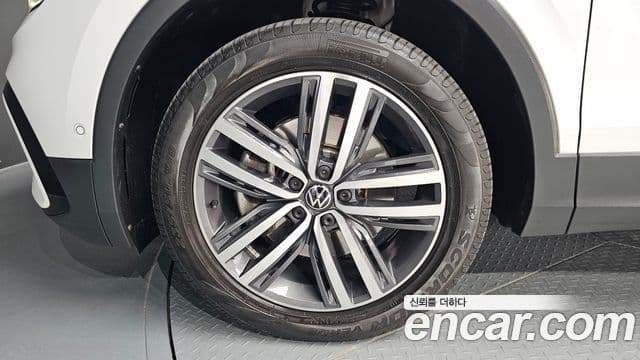 Volkswagen Tiguan Allspace Prestige, 2023 все фото