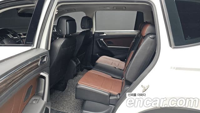 Volkswagen Tiguan Allspace Prestige, 2023 11