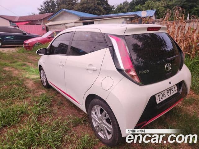 Toyota 아이고, 2018 все фото