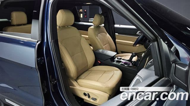 Ford Explorer 5세대, 2016 10