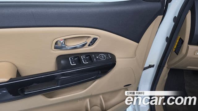 Kia All New Carnival Noblesse, 2015 14