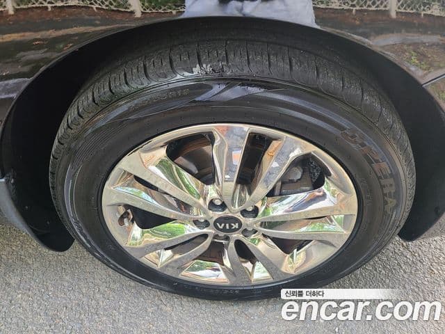 Kia All New Carnival Prestige, 2015 18