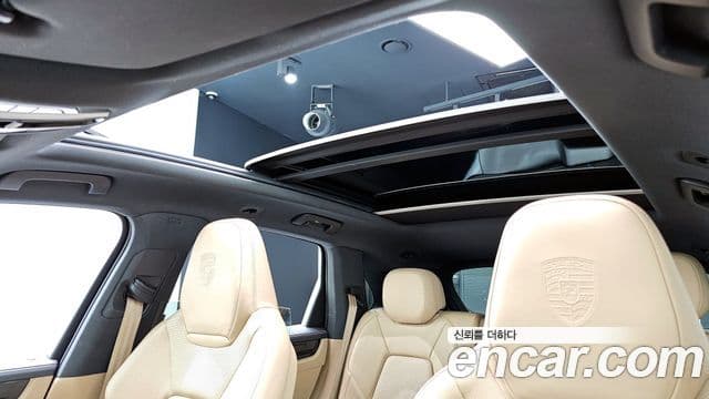 Porsche Cayenne (PO536) 3.0 E-гибрид, 2021 18