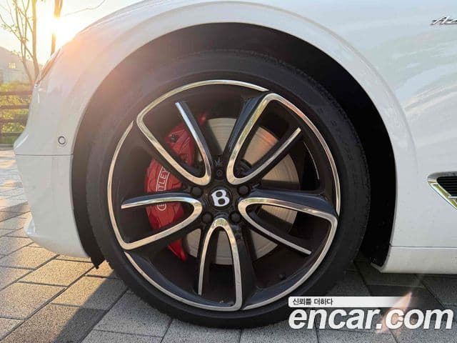 Bentley Continental GT 3세대 4.0 GT Azure, 2023 все фото